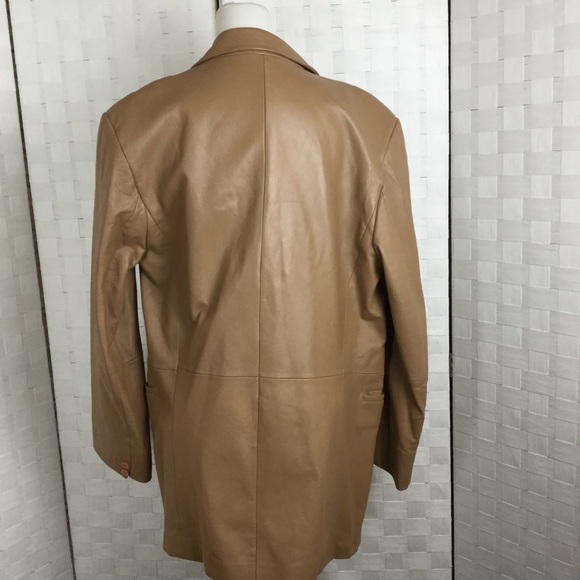 BCBG MAXZARIA Tan Leather Jacket, size 42 - Picture 2 of 4